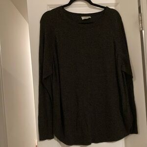 Woman’s medium sweater LOFT Charcoal Knit Top